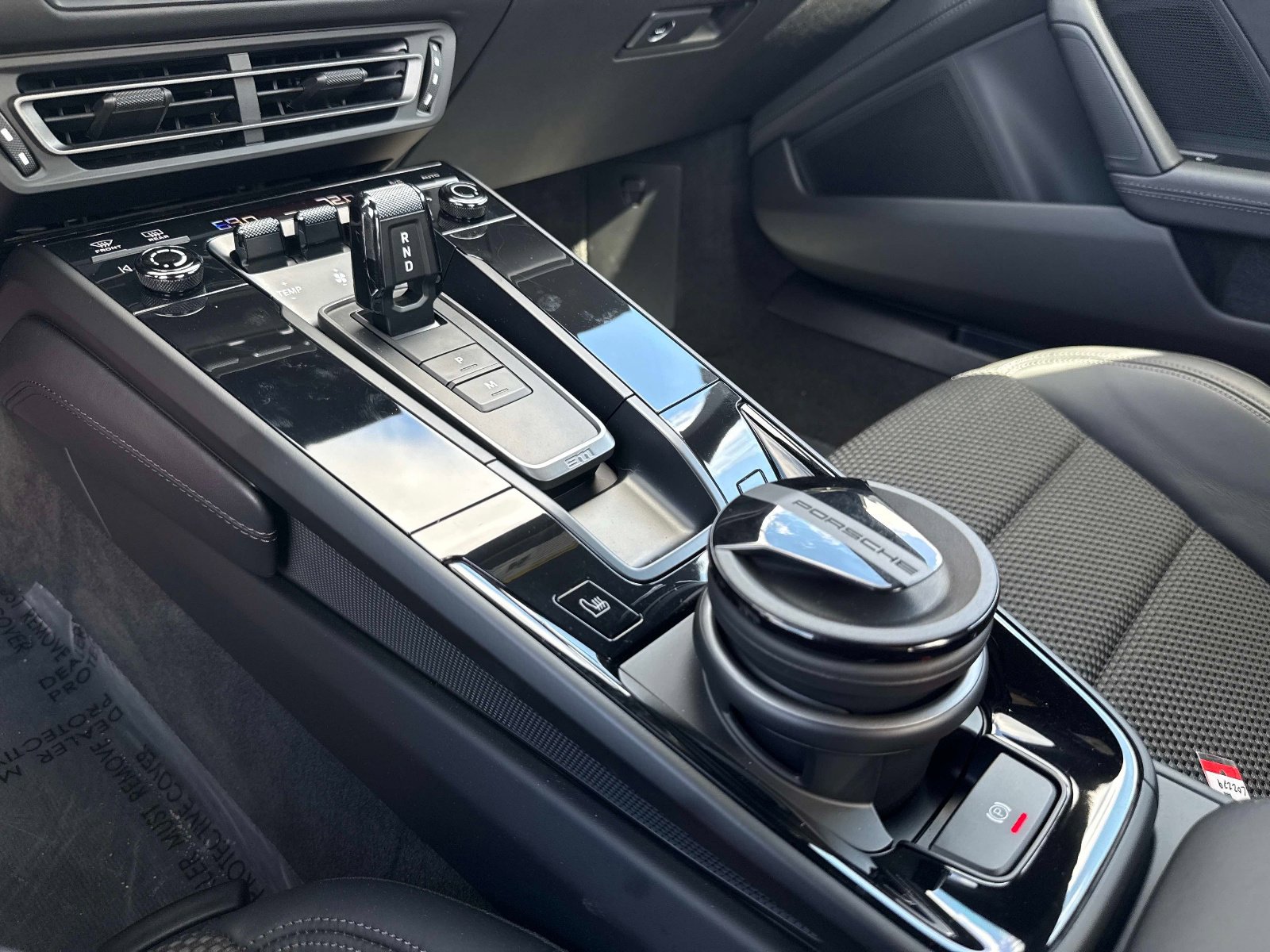 Used 2023 Porsche 911 Carrera T image 39