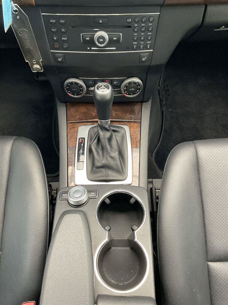 Used 2012 Mercedes-Benz GLK 350 4MATIC image 19