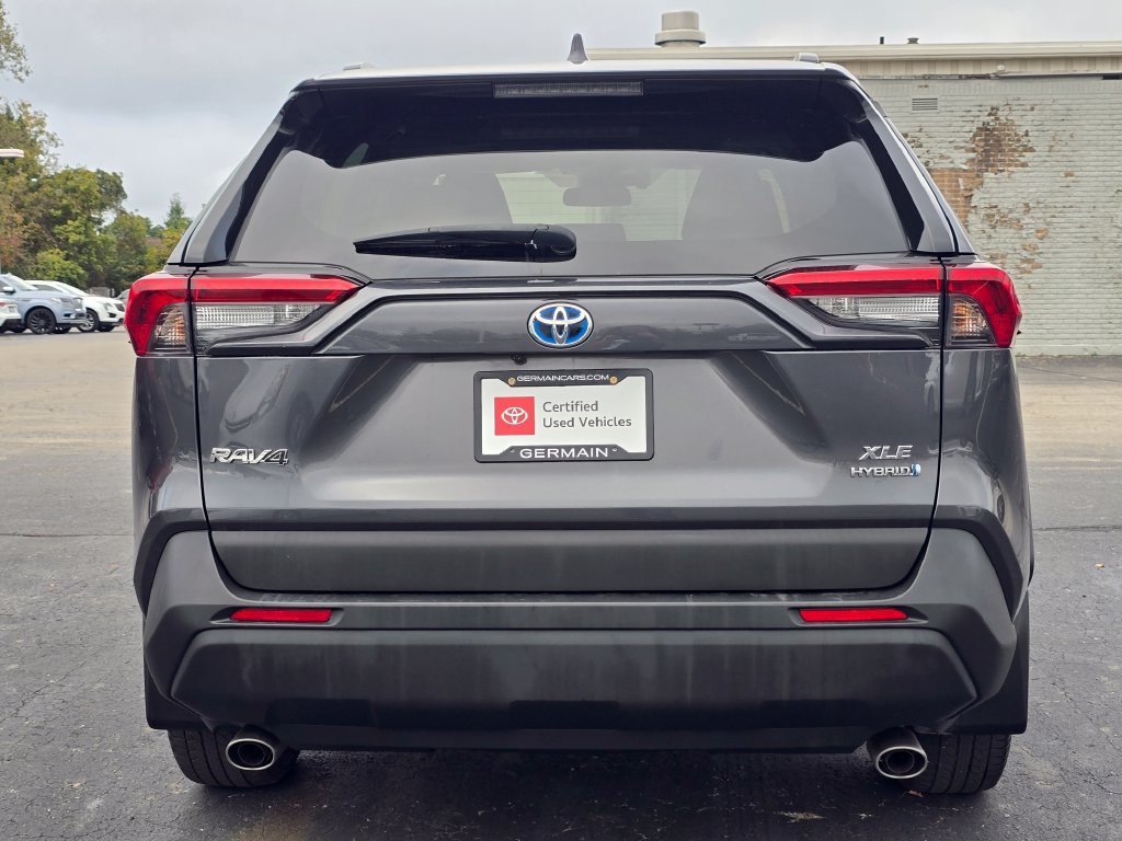 Used 2021 Toyota RAV4 XLE w/ Convenience Package AWD/4WD image 7