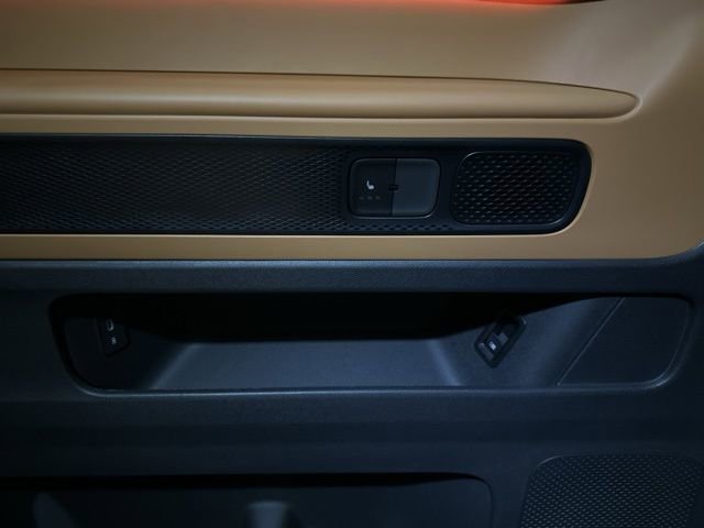 New 2025 Volkswagen ID. Buzz Pro S image 34