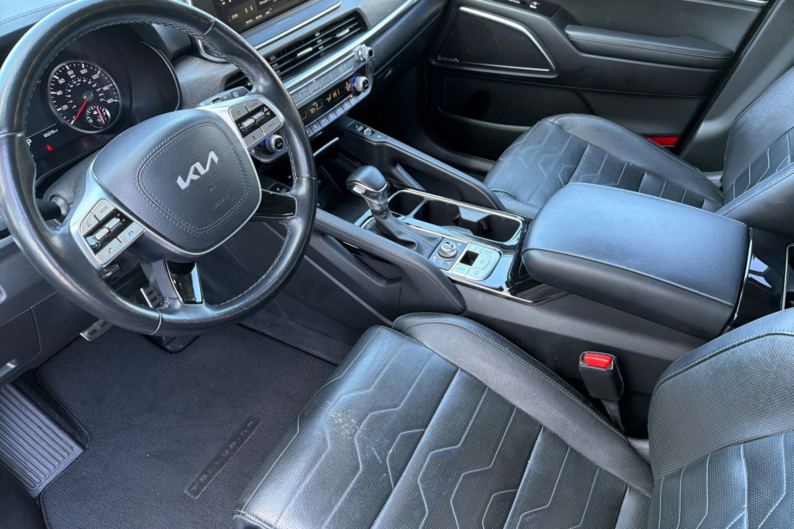 Used 2022 Kia Telluride SX w/ SX Prestige Package image 10