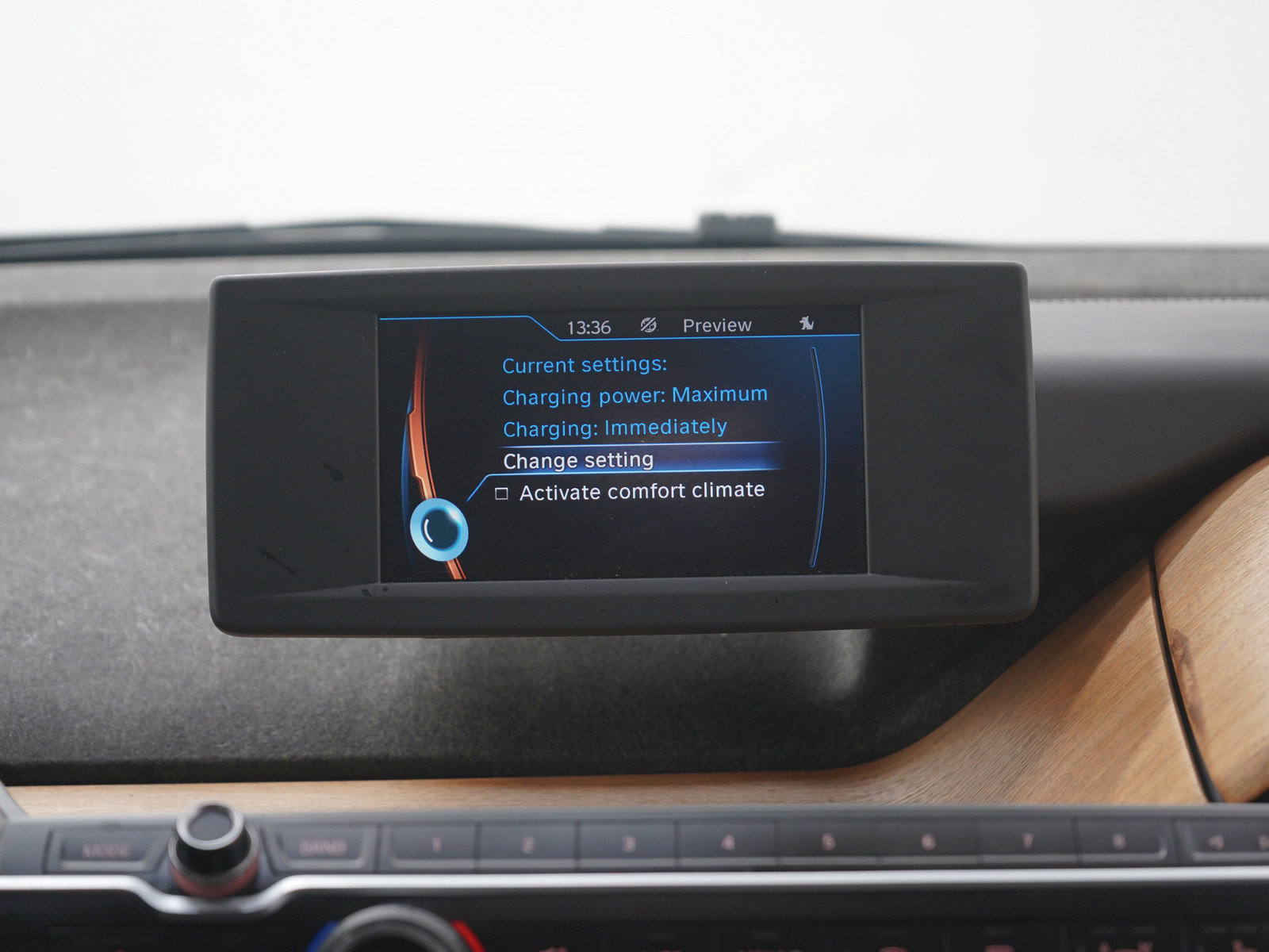 Used 2016 BMW i3 w/ Range Extender RWD image 17