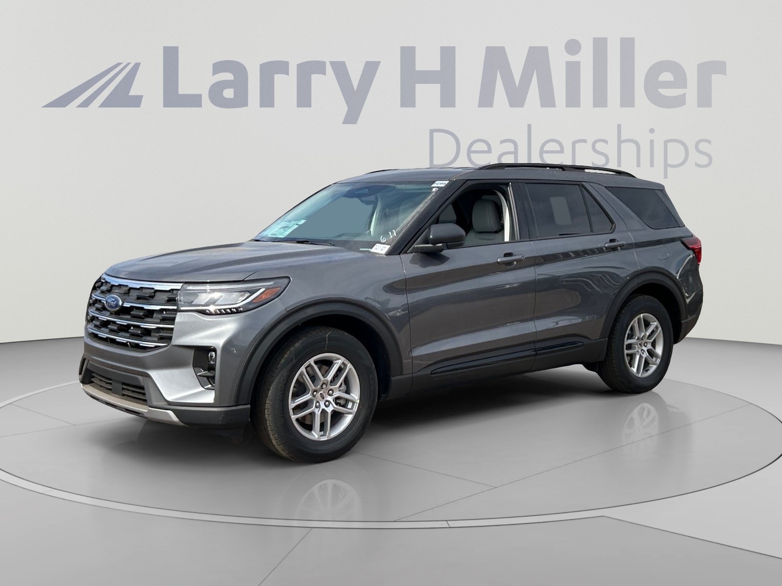 New 2026 Ford Explorer Active w/ Active Comfort Package