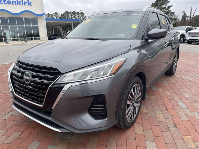 Used 2022 Nissan Kicks SV