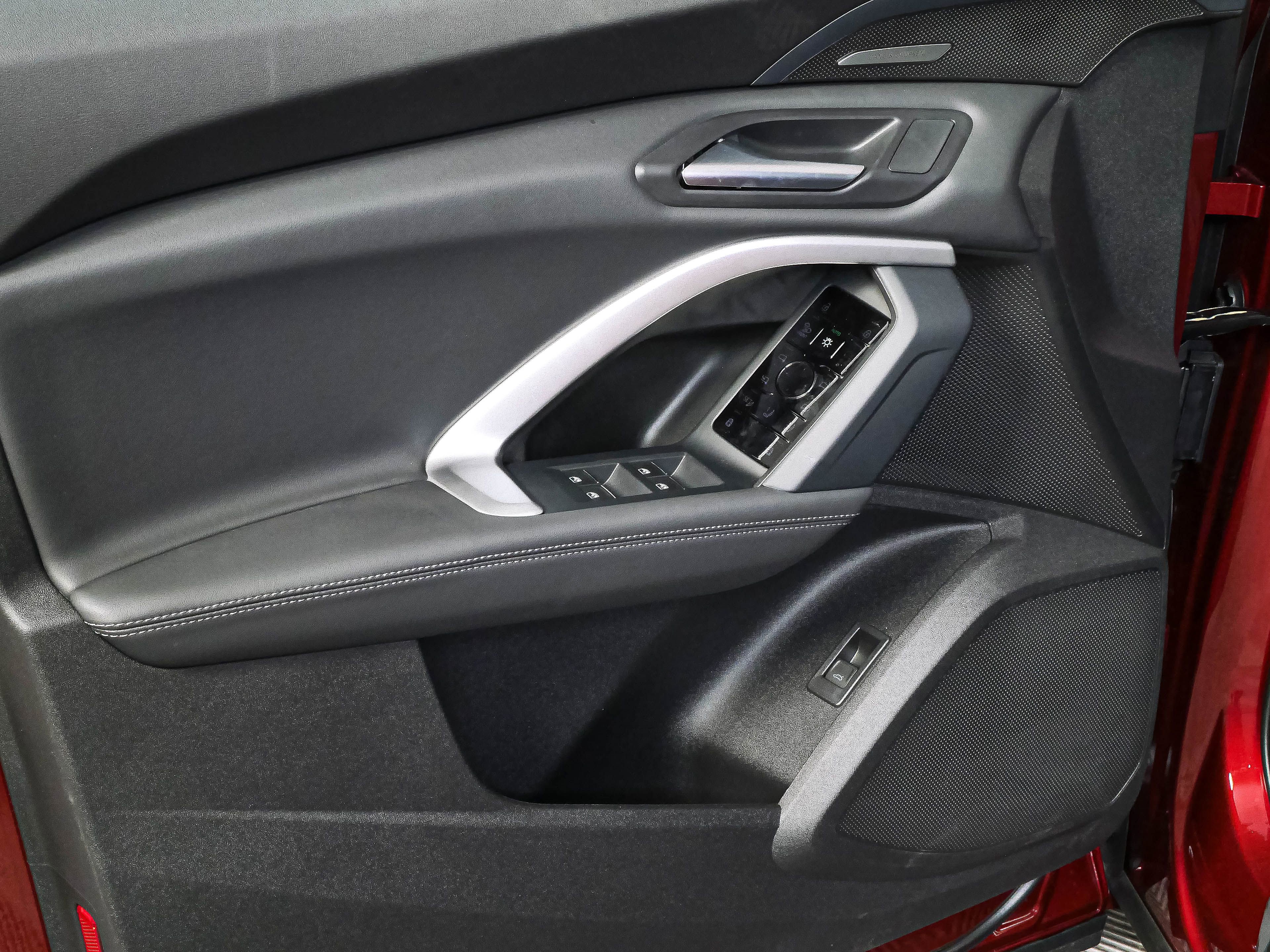 New 2026 Audi Q5 Premium Plus AWD/4WD image 6