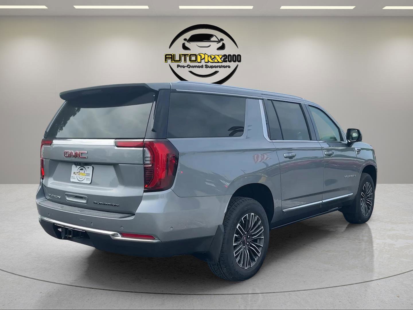 Used 2026 GMC Yukon XL Elevation w/ Elevation Premium Package RWD image 7