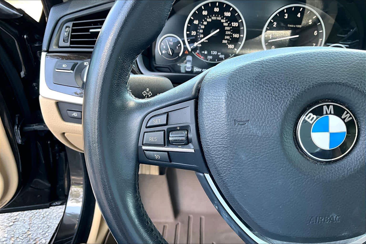 Used 2015 BMW 535i Sedan RWD image 23