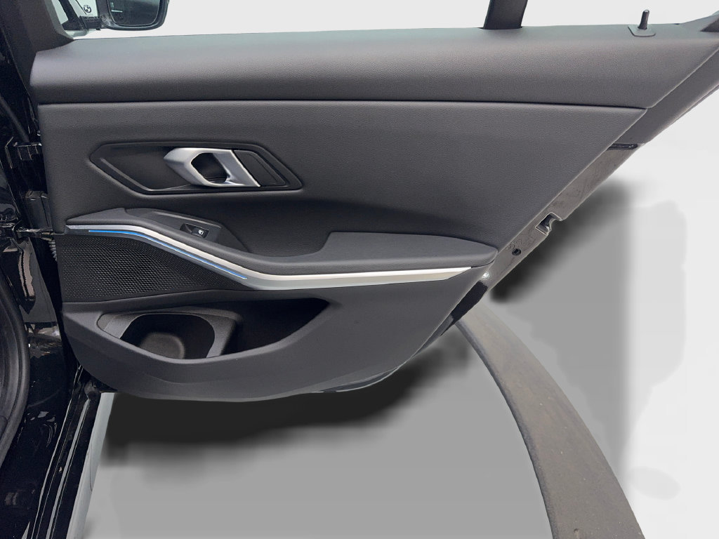 Used 2025 BMW 330i Sedan RWD image 44