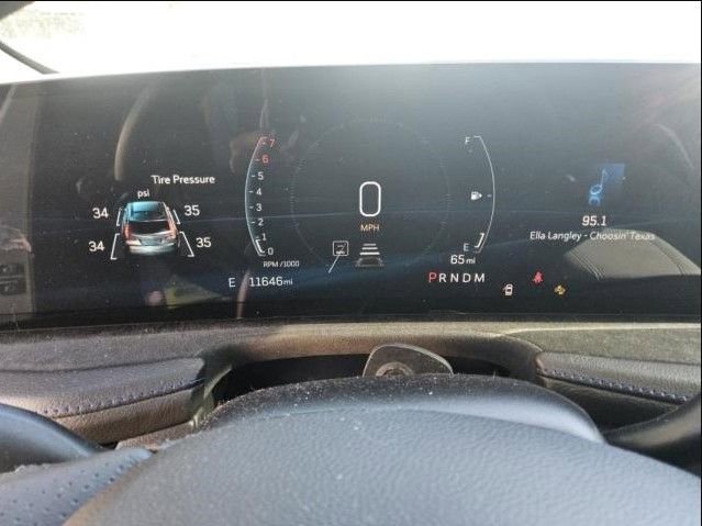 Used 2024 Cadillac XT4 Sport image 10