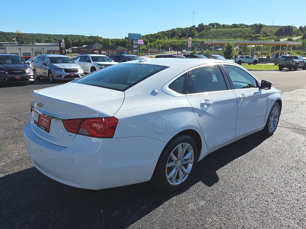 Used 2015 Chevrolet Impala LT w/ Convenience Package FWD image 8