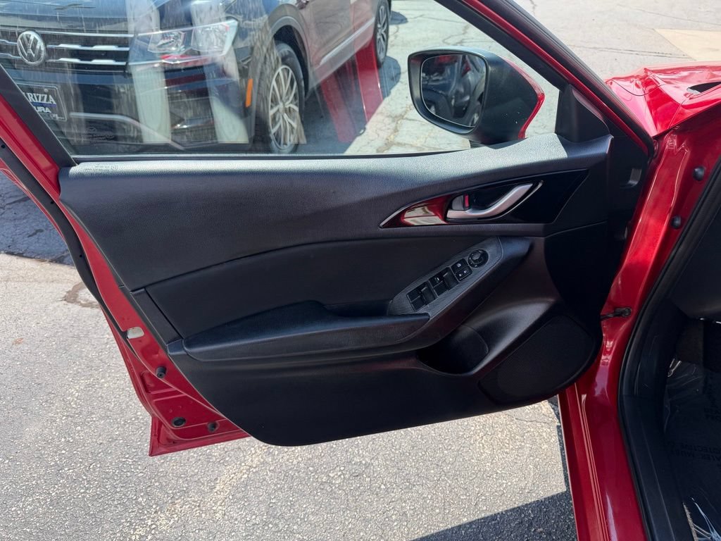 Used 2016 MAZDA MAZDA3 i Touring FWD image 13