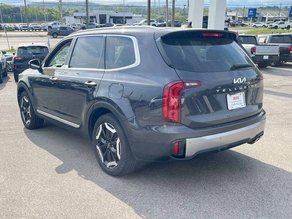 Used 2025 Kia Telluride S image 7