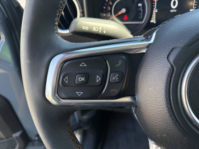Used 2024 Jeep Wrangler Unlimited Sahara w/ Technology Group AWD/4WD image 15