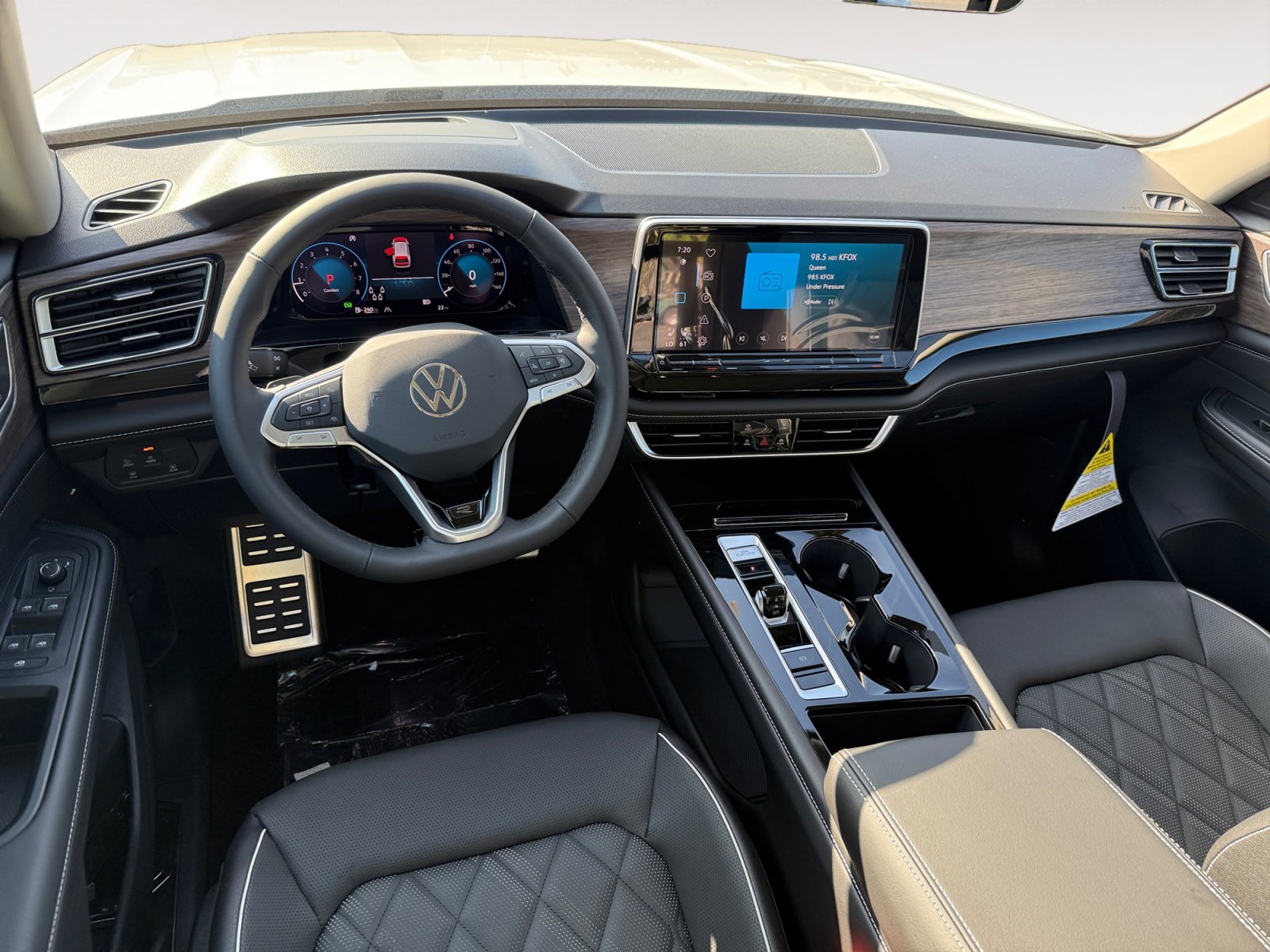 New 2026 Volkswagen Atlas SEL Premium R-Line image 15