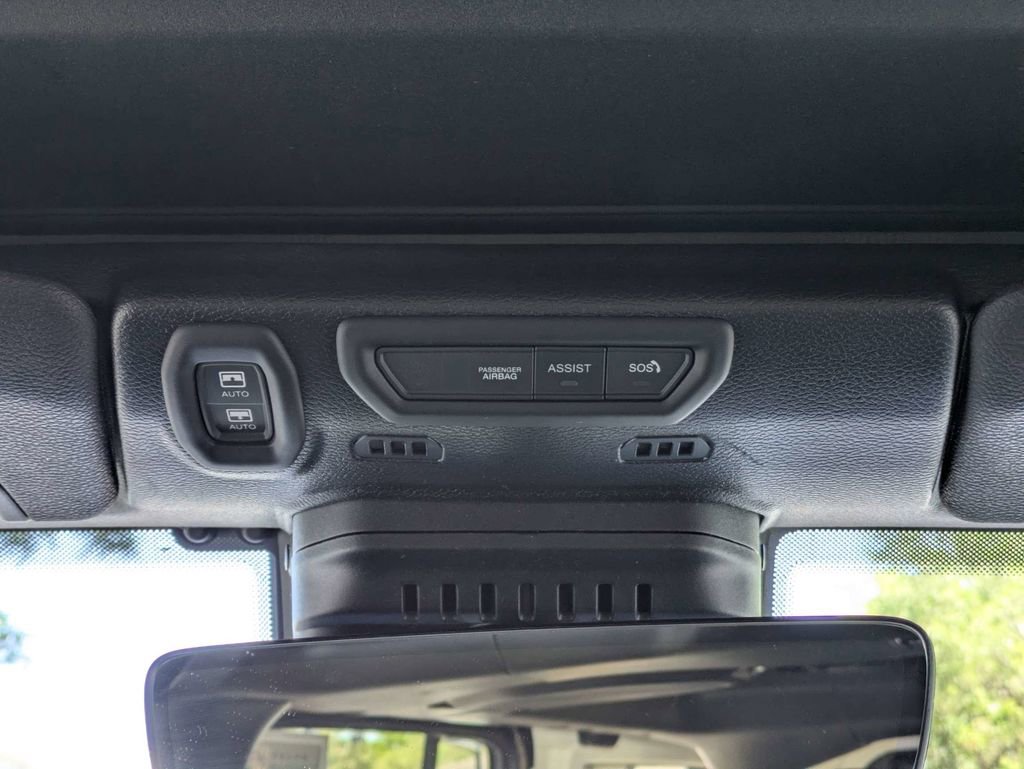 Used 2021 Jeep Wrangler Unlimited Sahara AWD/4WD image 22