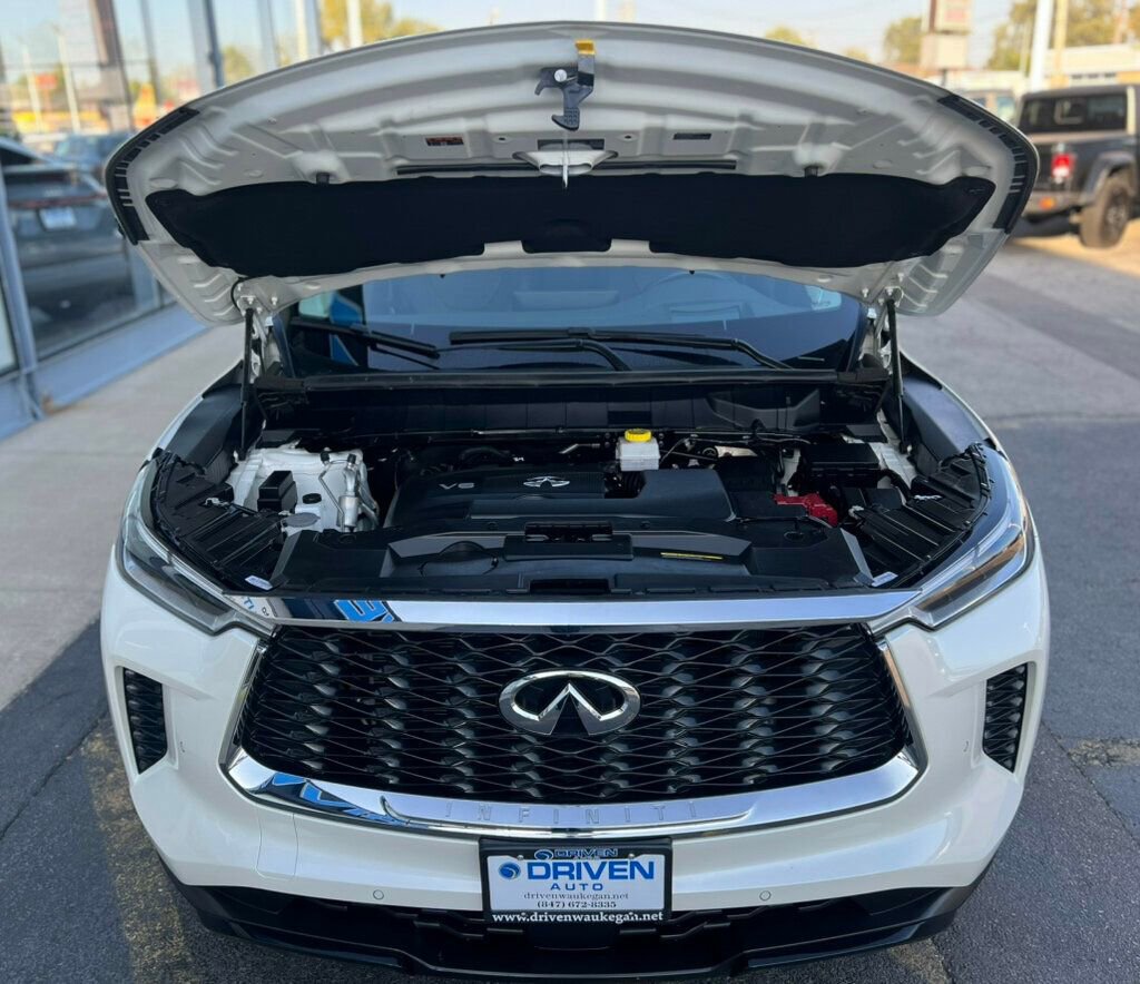 Used 2024 INFINITI QX60 Luxe w/ Vision Package image 11