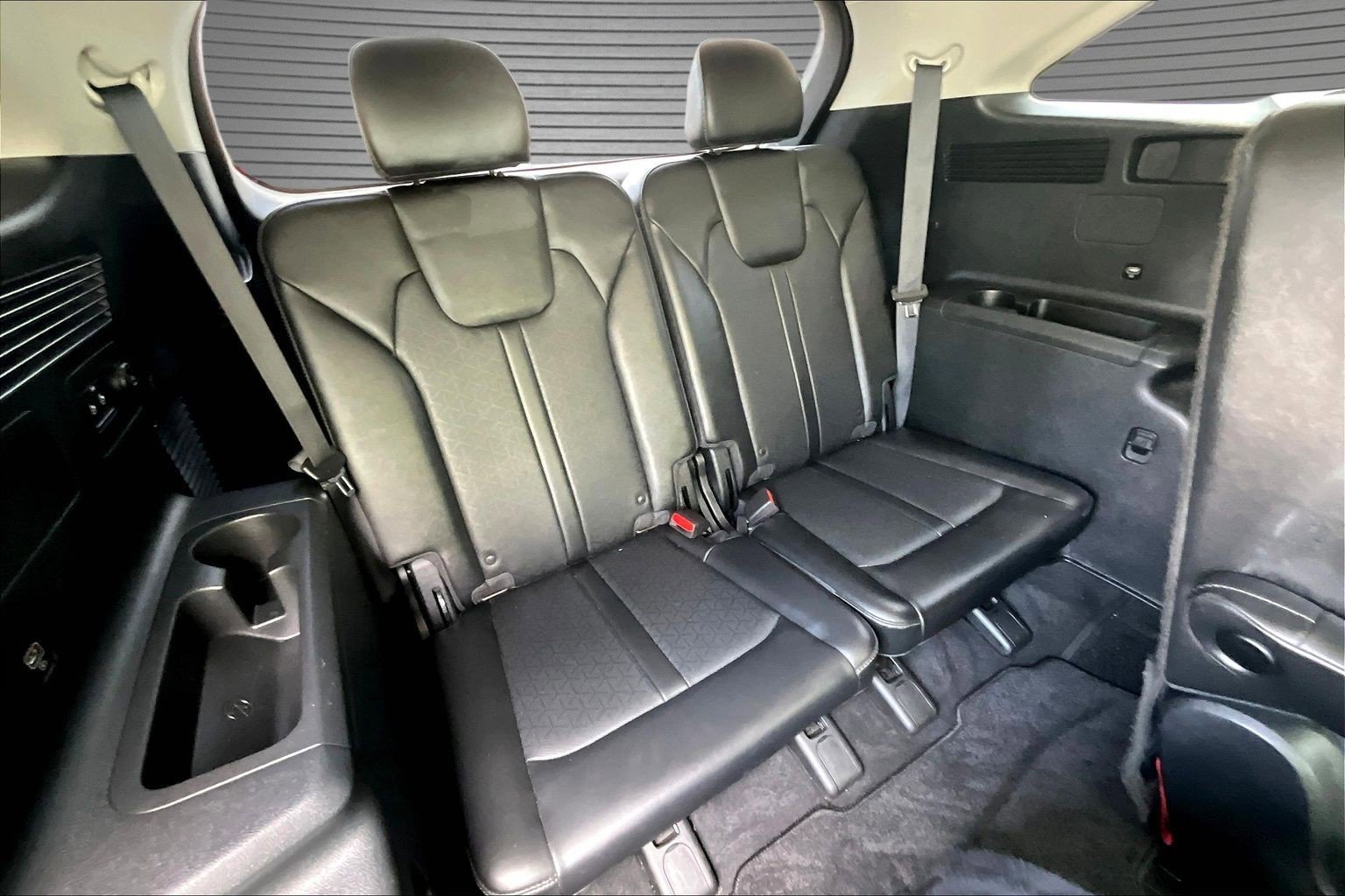Used 2023 Kia Sorento SX AWD/4WD image 17