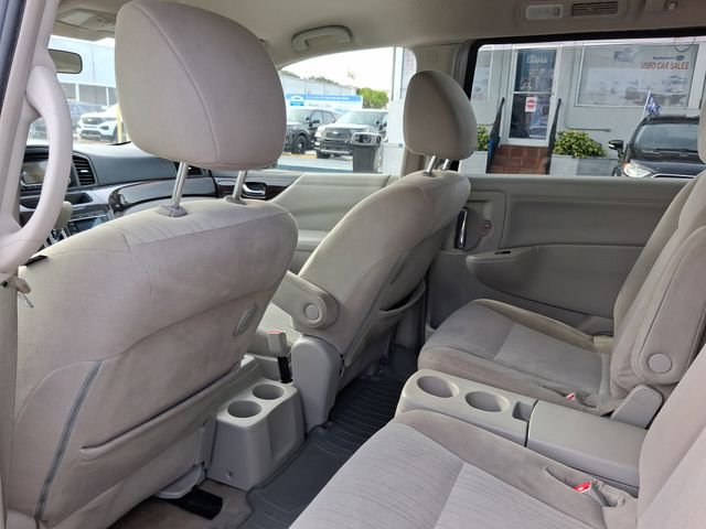 Used 2015 Nissan Quest SV image 6