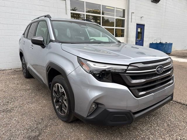 Used 2026 Subaru Forester Premium AWD/4WD image 1