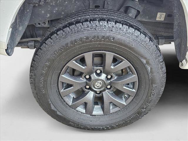 Used 2020 Toyota Tacoma SR5 image 21
