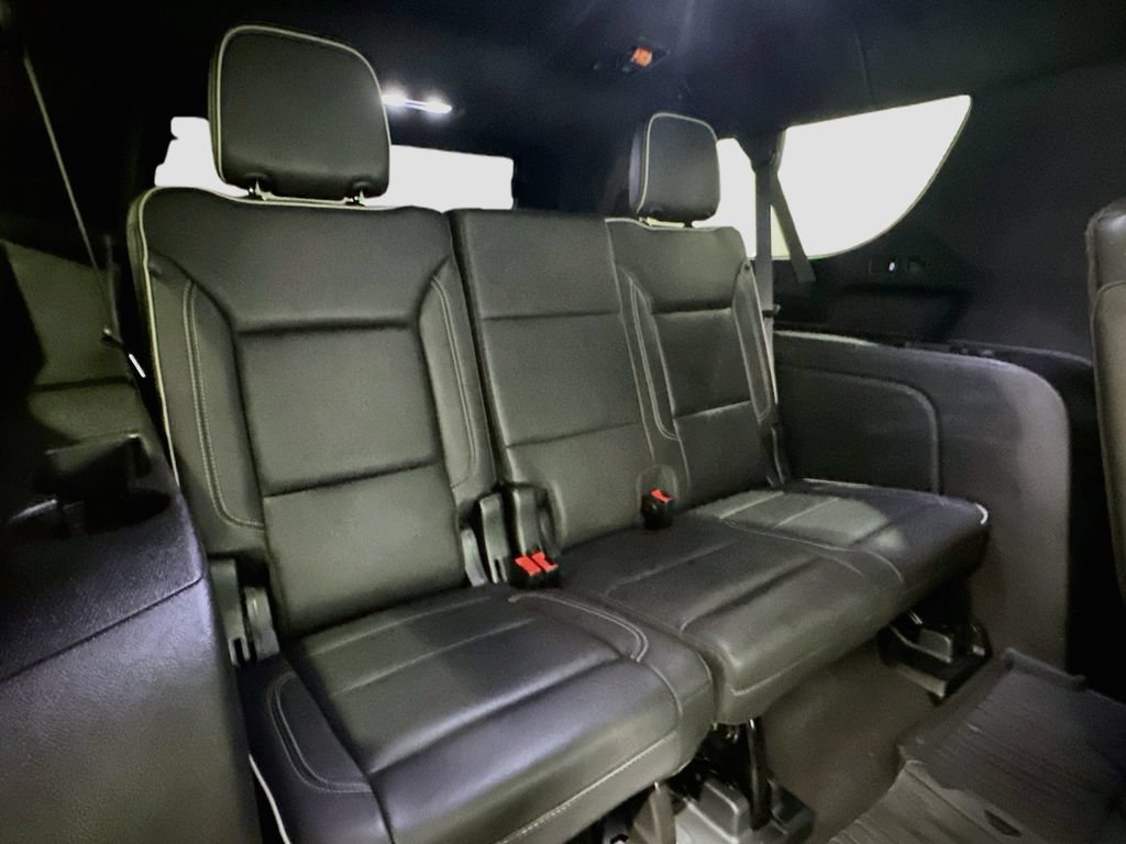 Certified 2023 GMC Yukon XL SLT w/ SLT Luxury Package RWD image 29
