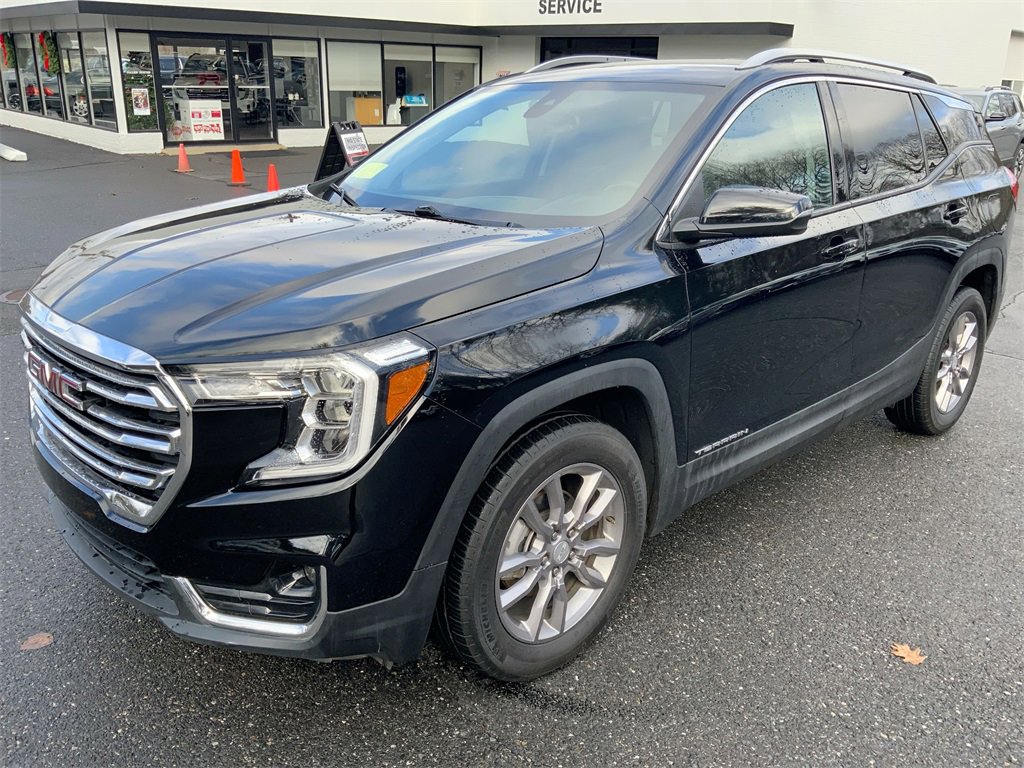 Used 2024 GMC Terrain SLT image 42