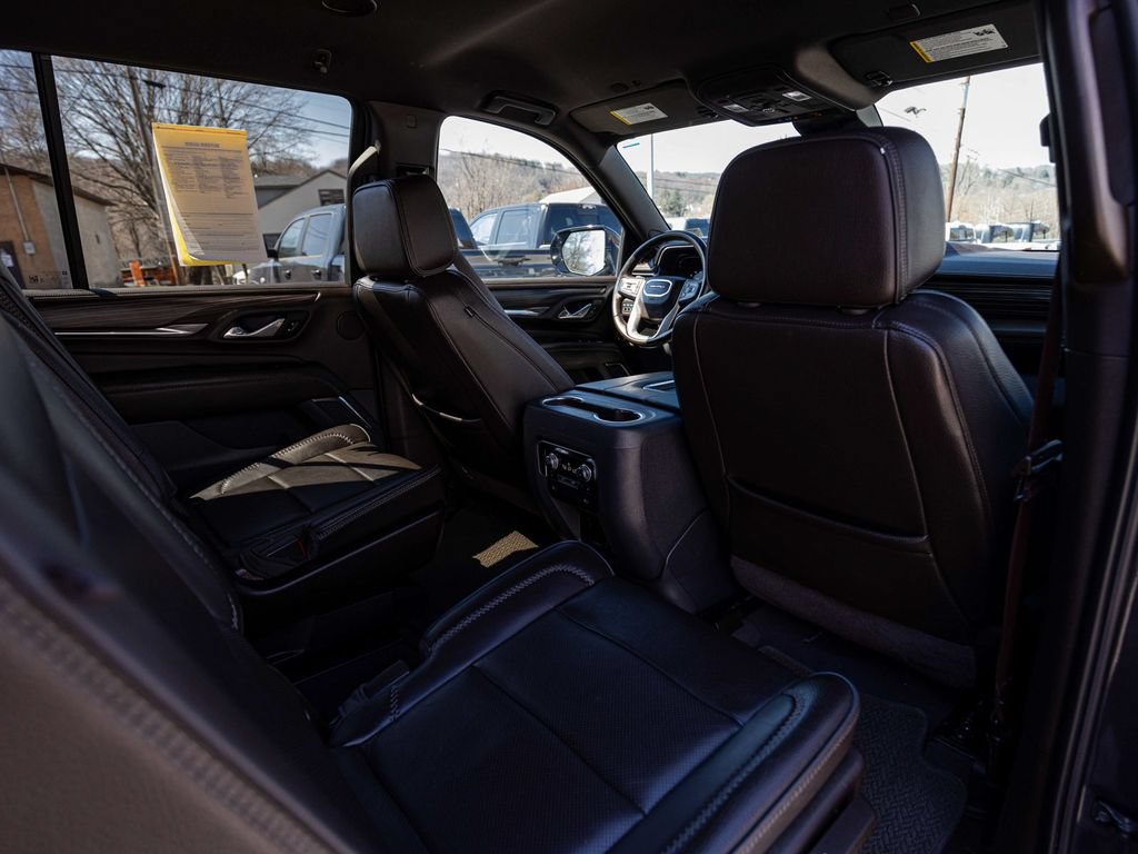 Used 2024 GMC Yukon Denali AWD/4WD image 30