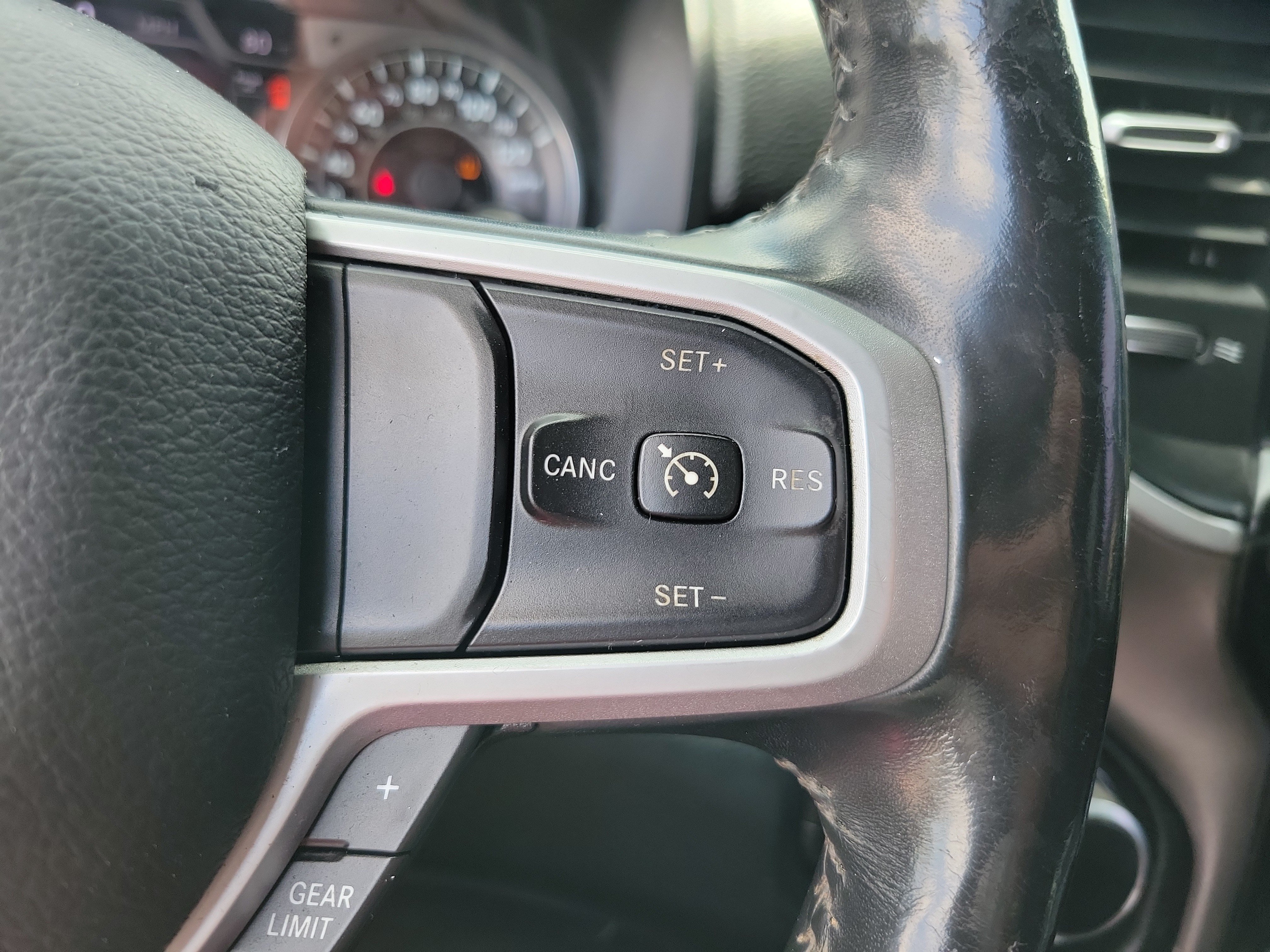 Used 2020 RAM 1500 Big Horn AWD/4WD image 16