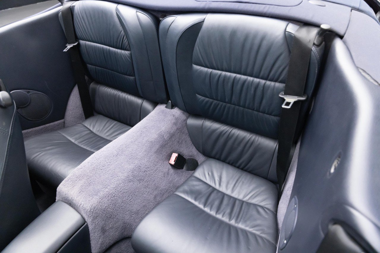 Used 2000 Porsche 911 Cabriolet image 40