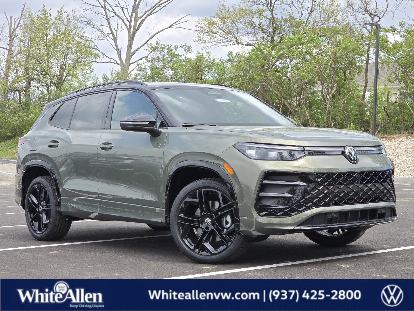 New 2026 Volkswagen Tiguan SE R-Line