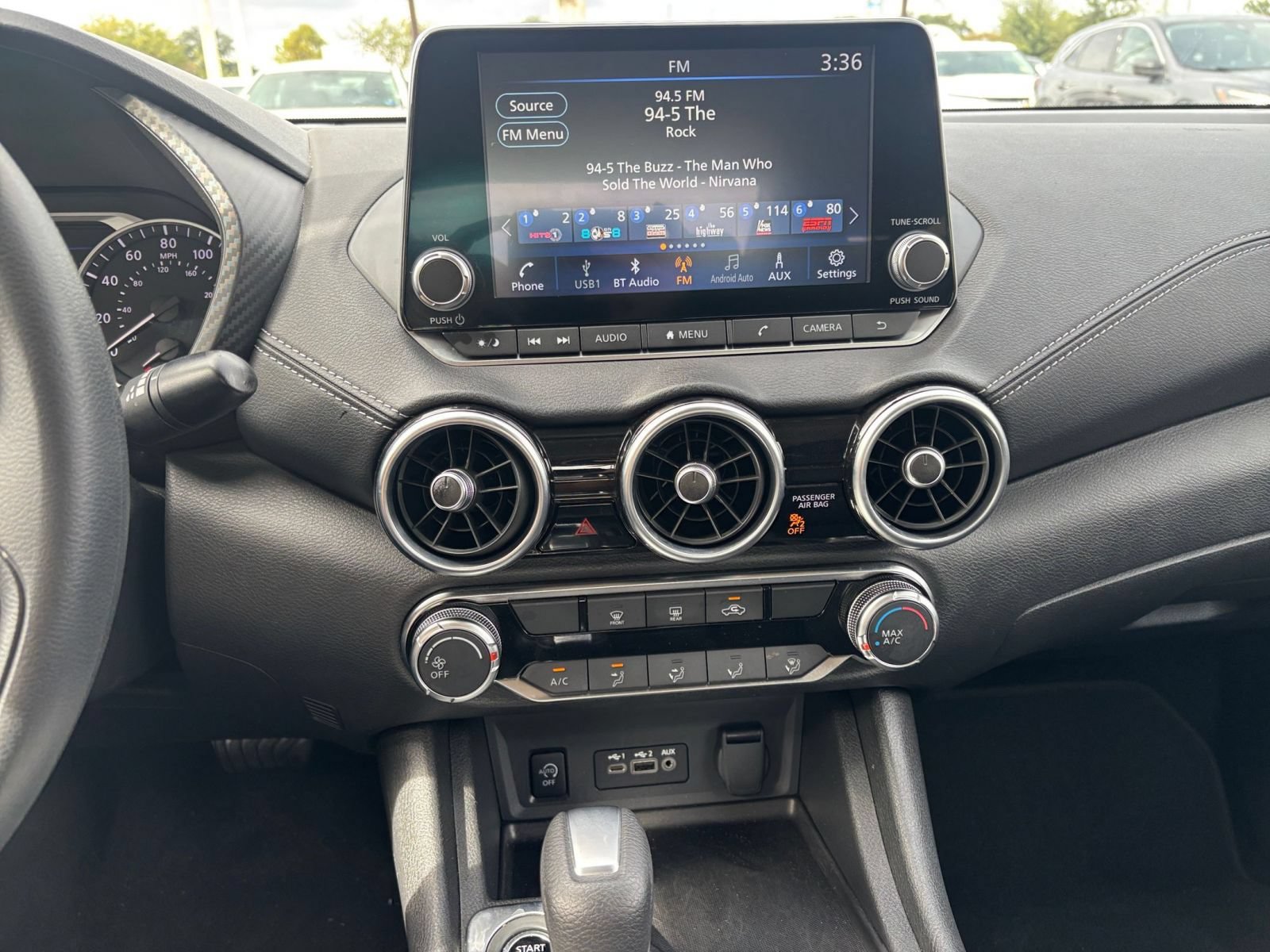 Used 2025 Nissan Sentra SV FWD image 16