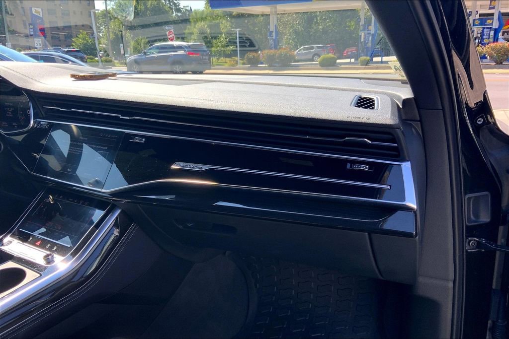 Certified 2025 Audi Q7 3.0T Prestige w/ Prestige Package image 19