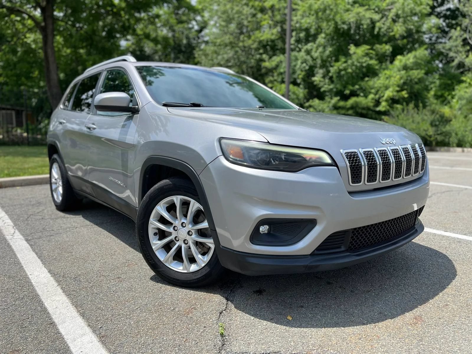 Used 2019 Jeep Cherokee Latitude w/ Popular Appearance Group