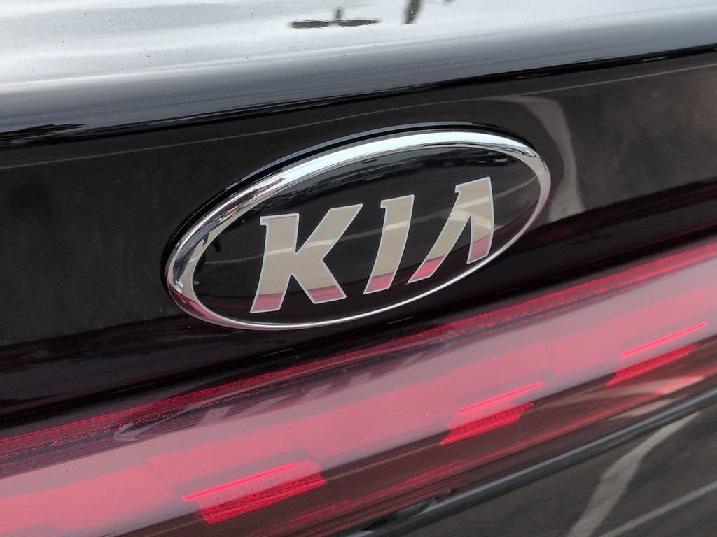 Used 2021 Kia K5 LXS FWD image 32