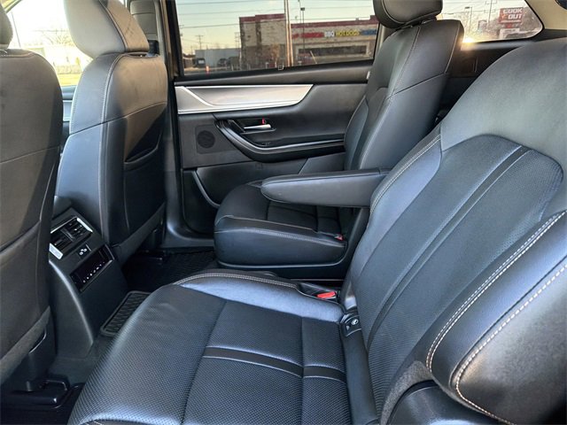 Used 2025 MAZDA CX-90 3.3 Turbo w/ Preferred Package image 12