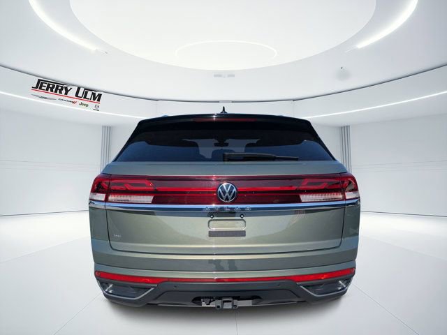 Used 2026 Volkswagen Atlas Cross Sport SE FWD image 4
