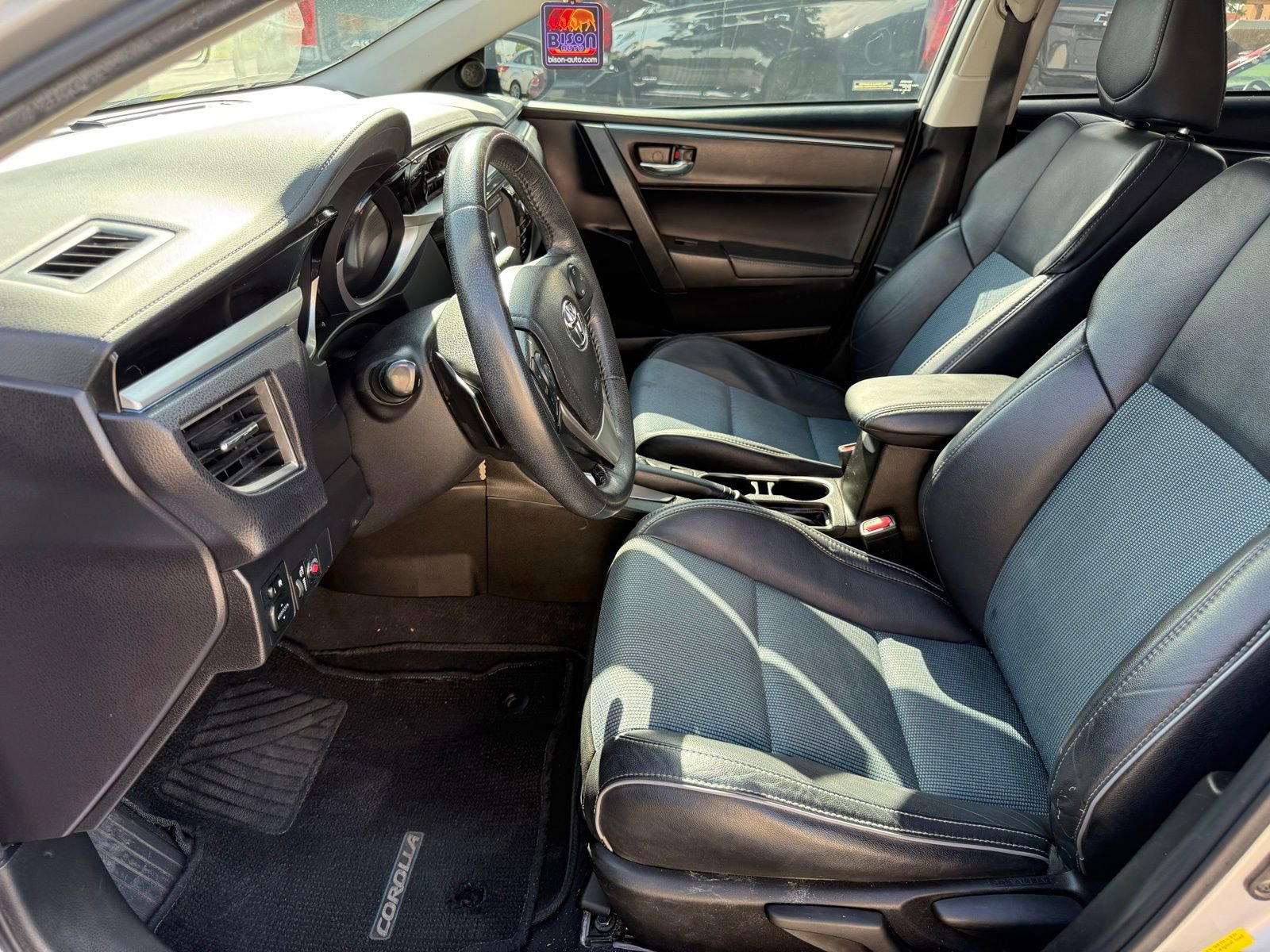 Used 2015 Toyota Corolla S image 11