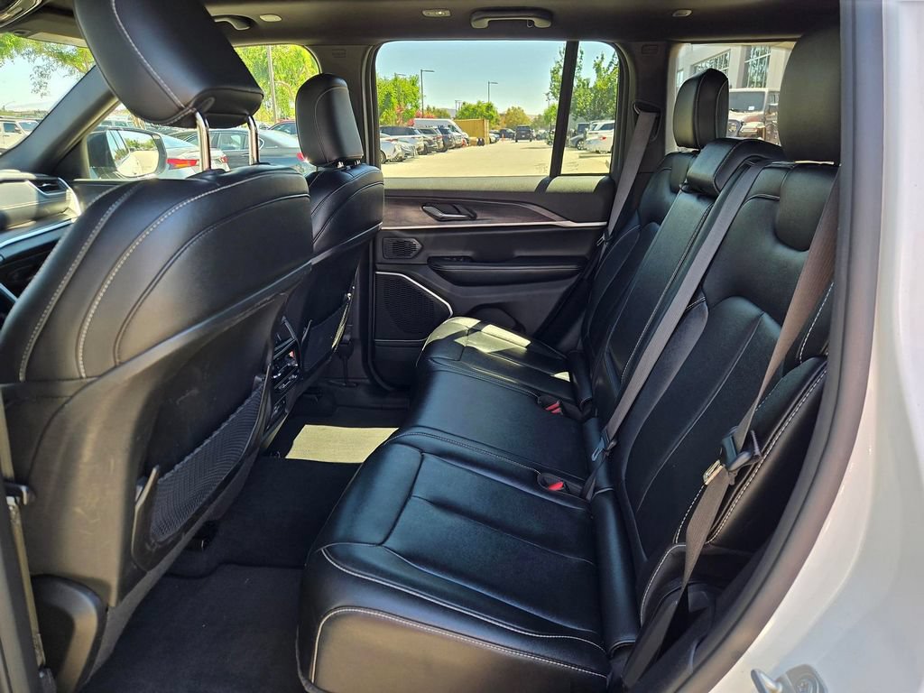 Used 2024 Jeep Grand Cherokee Limited 4xe AWD/4WD image 9