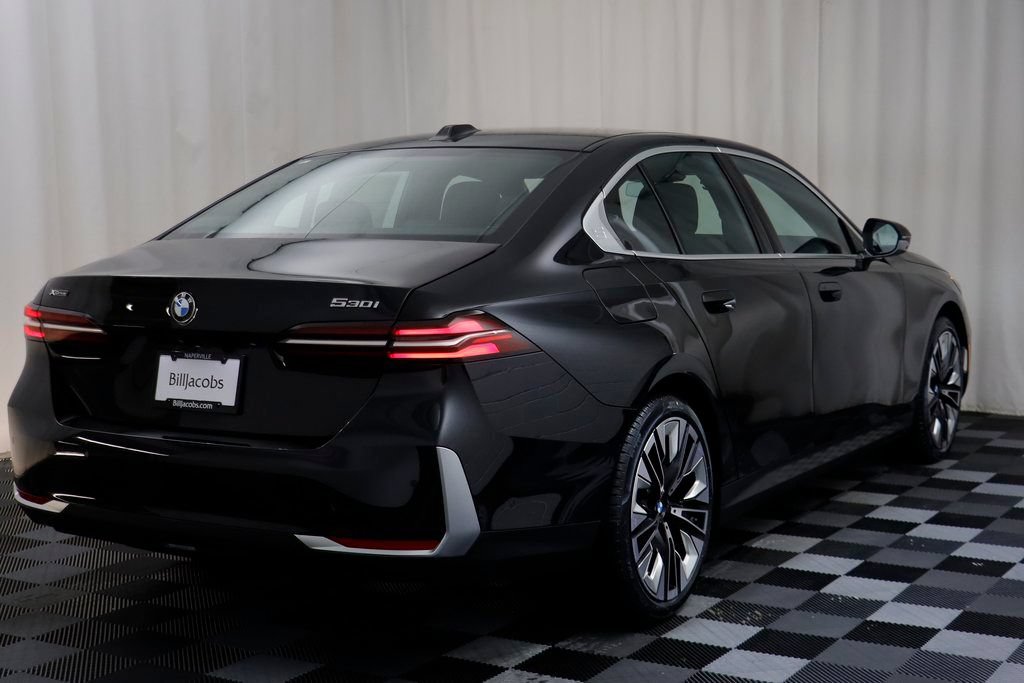 New 2026 BMW 530i xDrive w/ Premium Package AWD/4WD image 16
