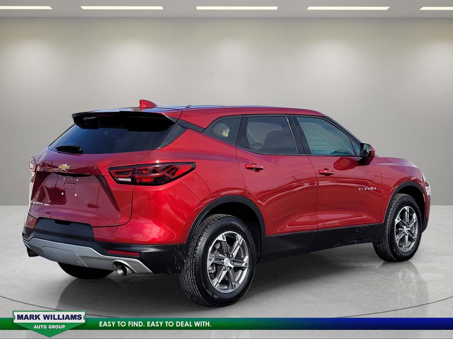 Used 2023 Chevrolet Blazer LT image 4