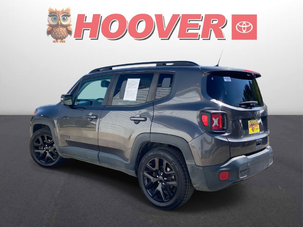 Used 2018 Jeep Renegade Altitude w/ Advanced Technology Group FWD image 8