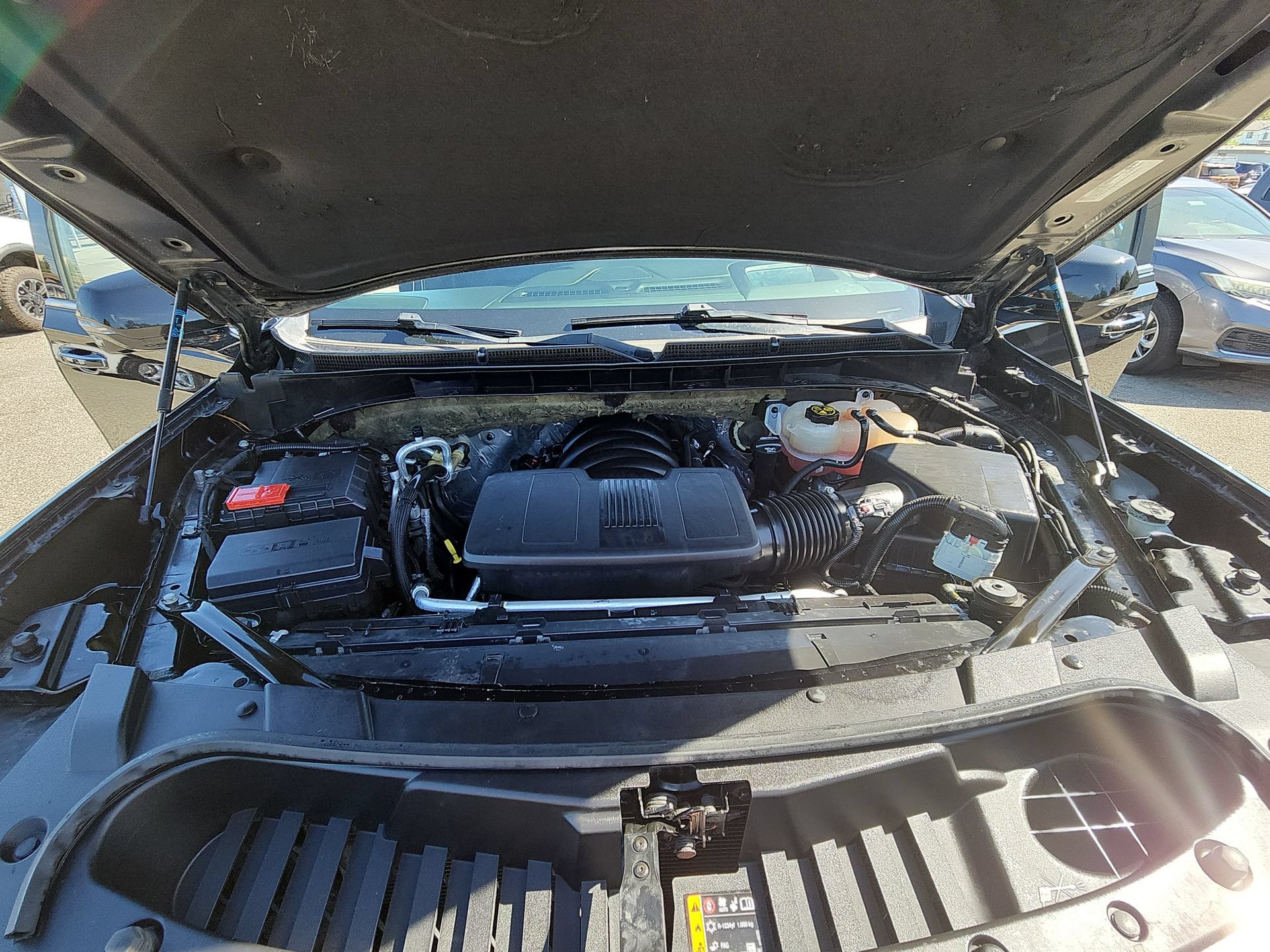 Used 2023 GMC Yukon XL Denali AWD/4WD image 18