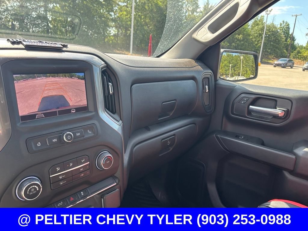 Used 2025 Chevrolet Silverado 1500 Custom w/ Turbomax Blackout Package AWD/4WD image 17