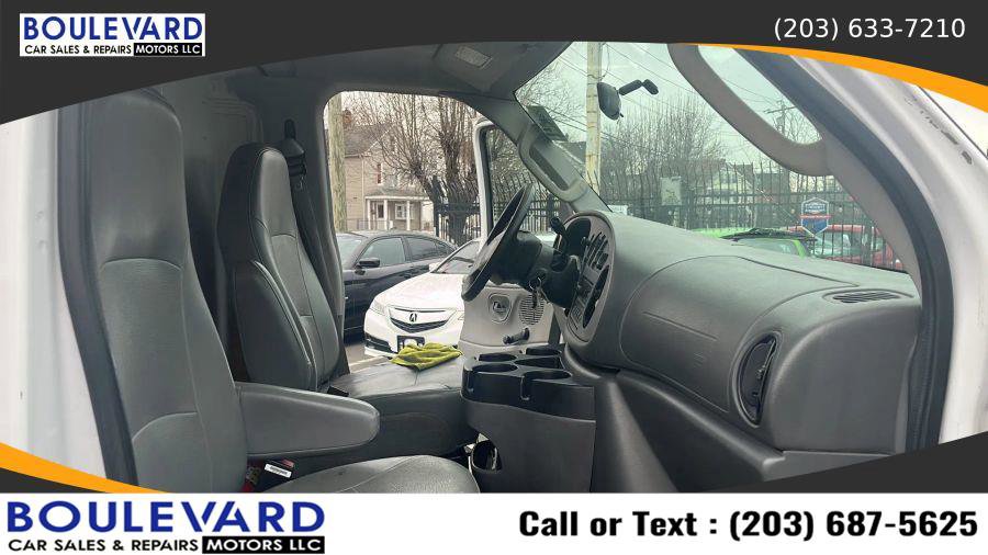 Used 2006 Ford E-350 and Econoline 350 Super Duty image 16