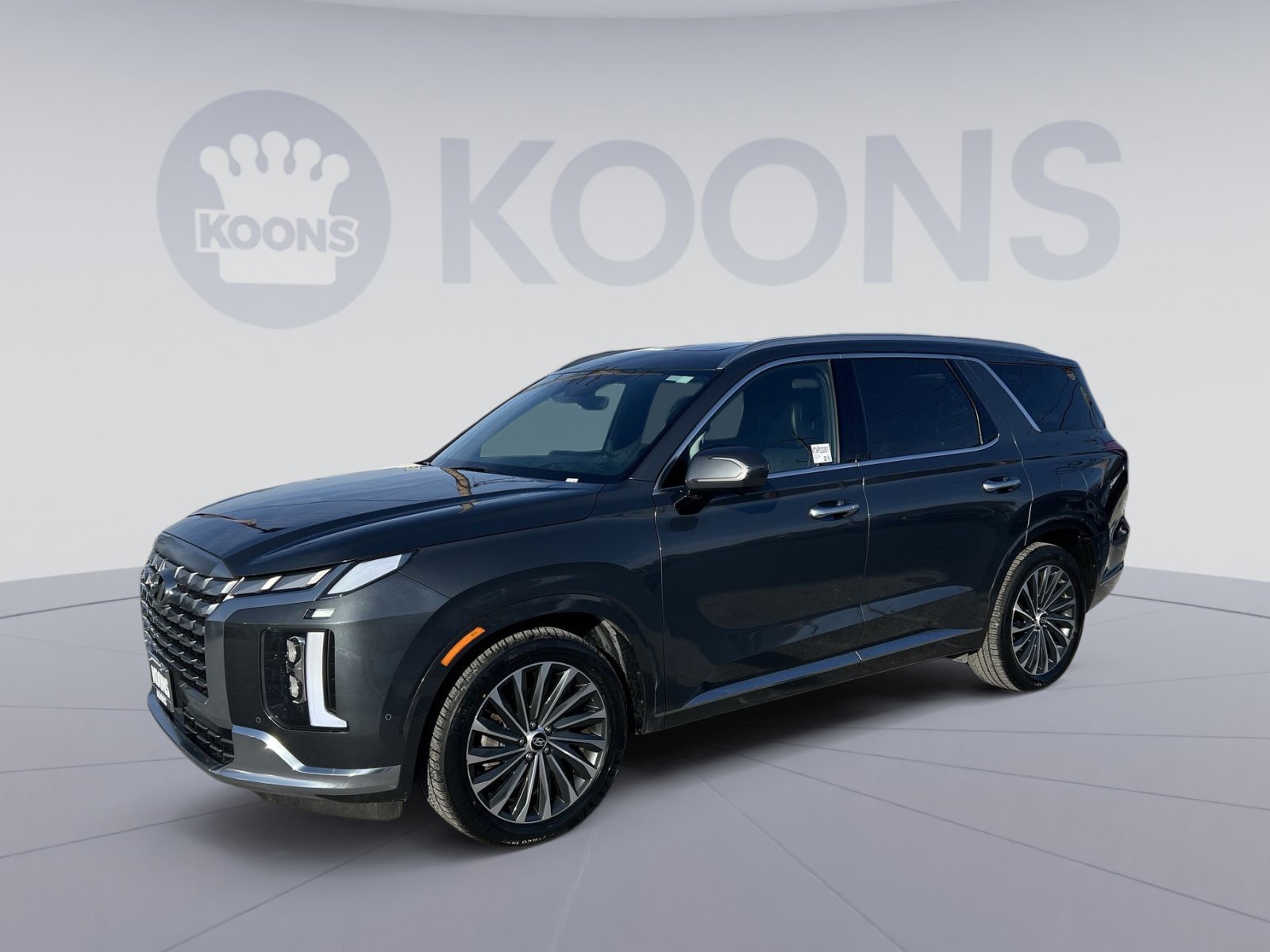 Used 2023 Hyundai Palisade Calligraphy w/ Cargo Package image 1