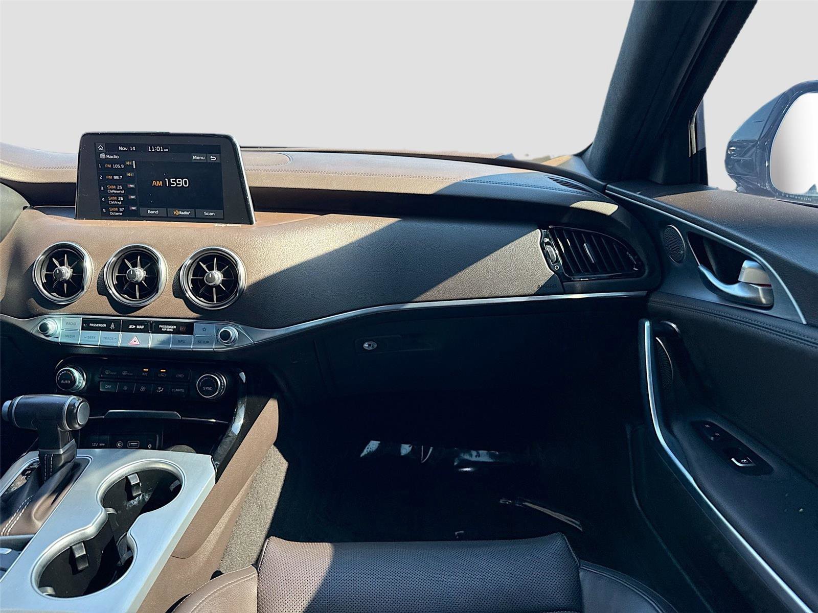 Used 2020 Kia Stinger GT image 22