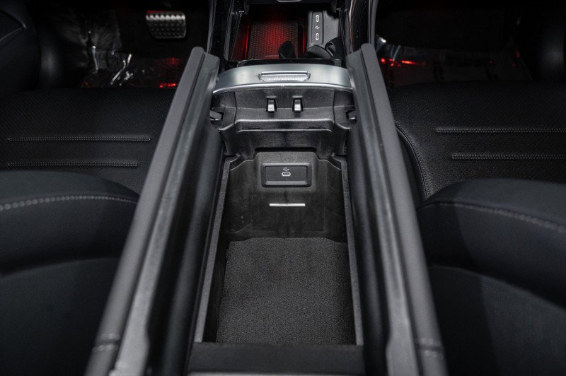 New 2025 Mercedes-Benz GLC 300 image 23