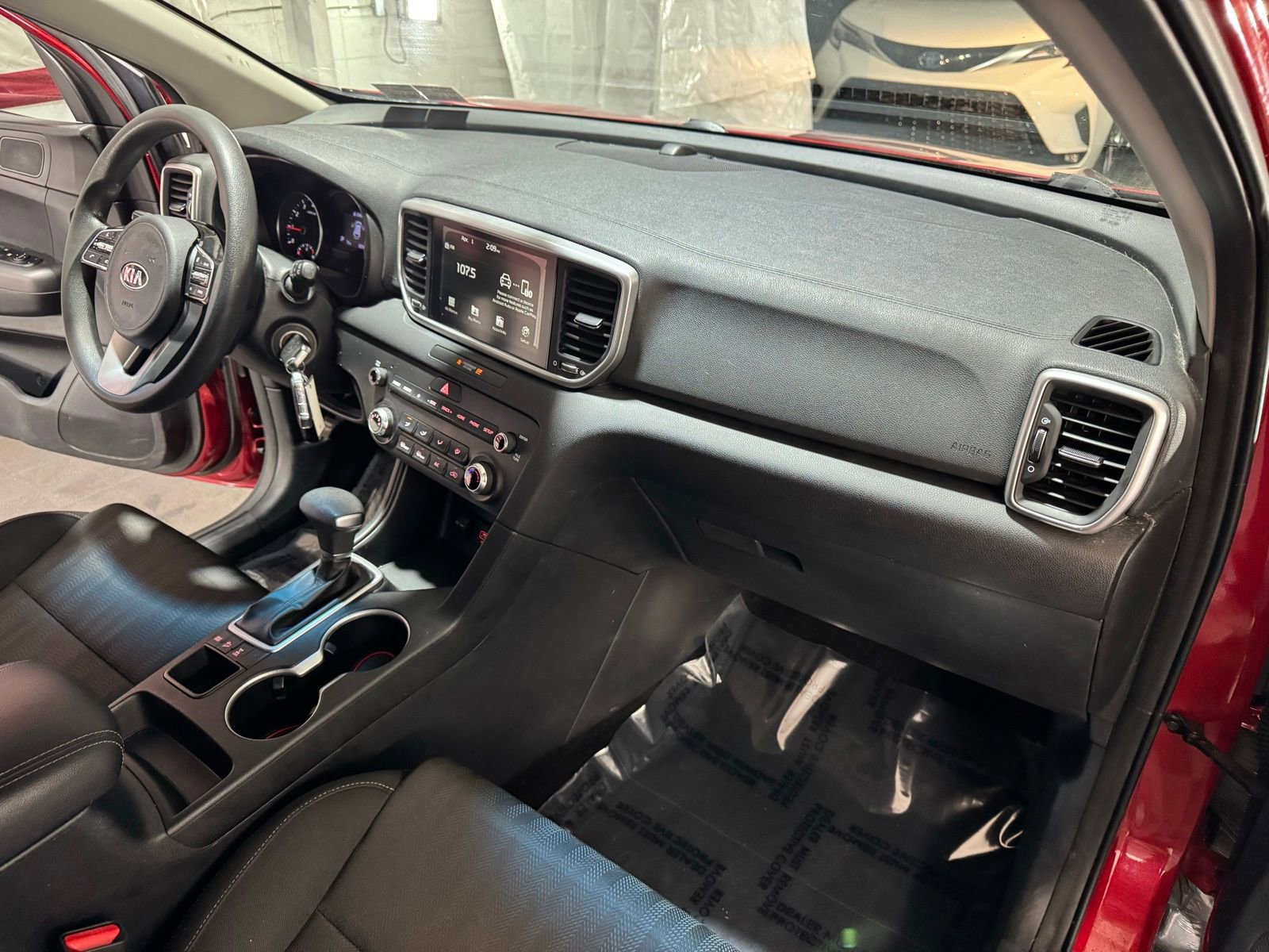 Used 2021 Kia Sportage LX image 21