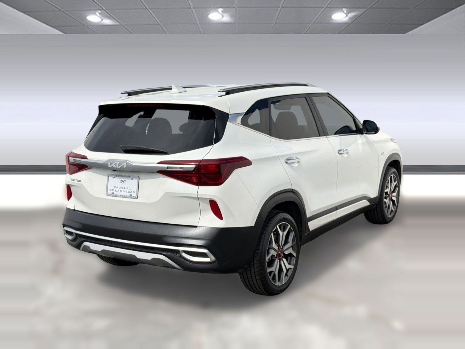 Used 2022 Kia Seltos SX w/ Sunroof Package AWD/4WD image 9