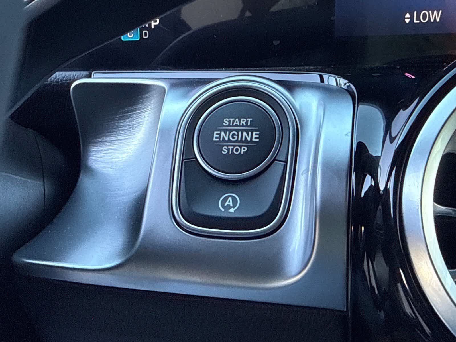 New 2026 Mercedes-Benz GLB 250 4MATIC image 26